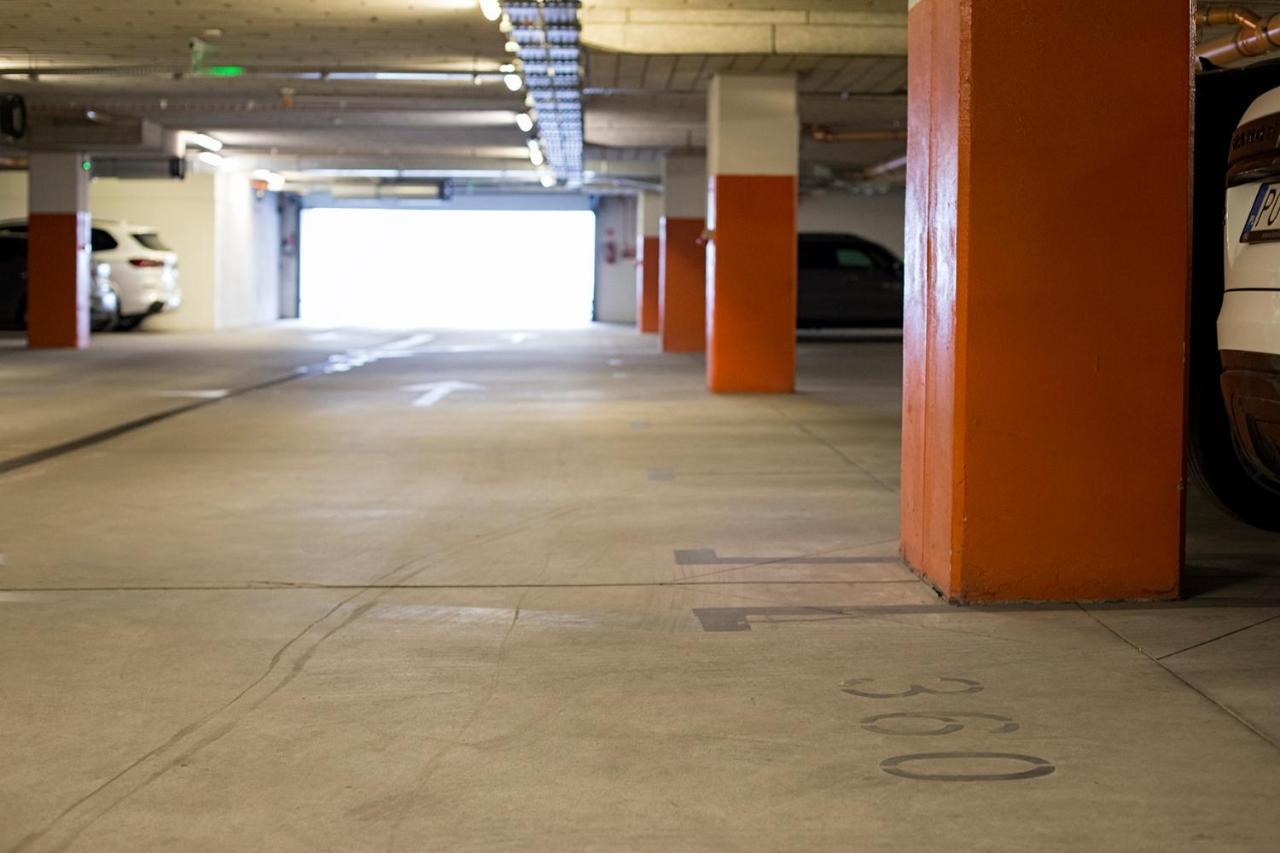 Millo Apartament Parking By Impero Poznań Buitenkant foto